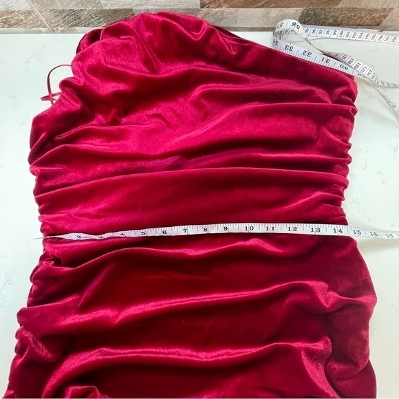 TAHARI ASL Red Velvet Ruched Velvet One Shoulder Dress Sz 12 - Picture 10 of 10